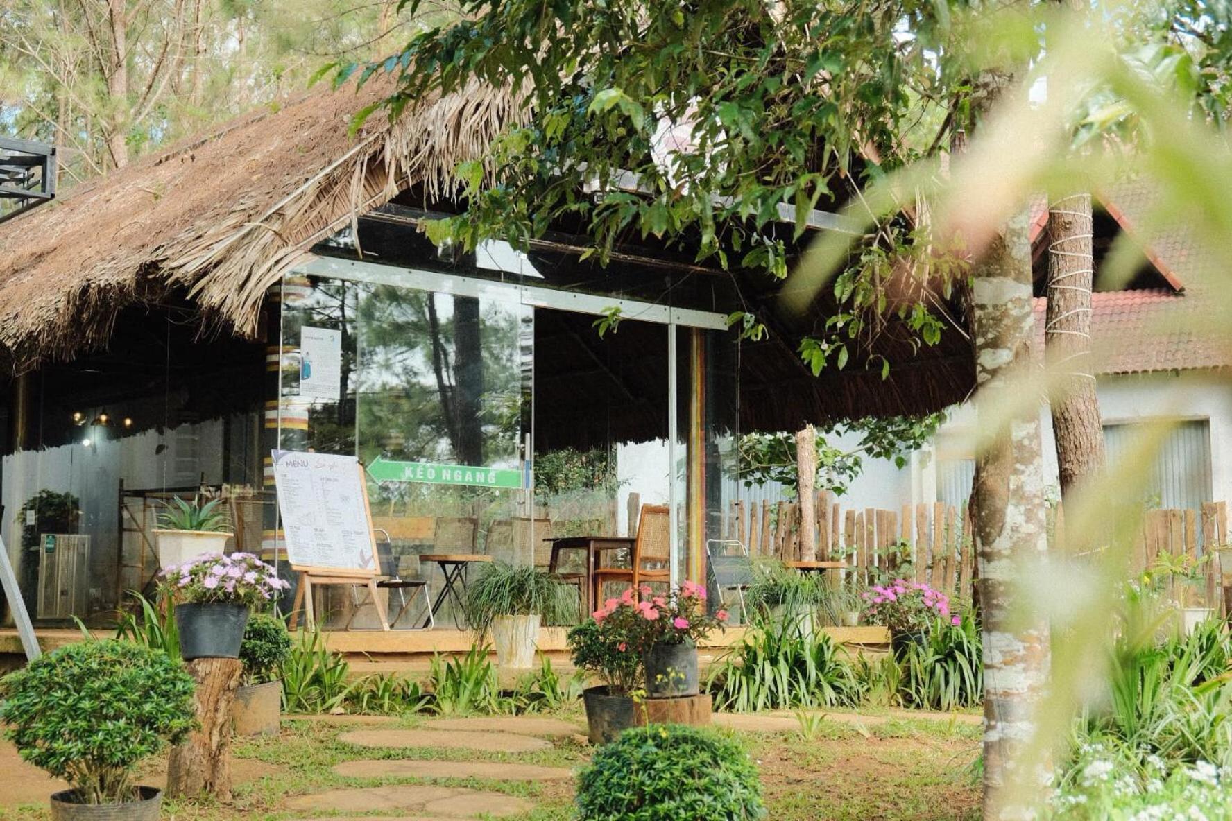 S'Nghe Homestay Mang Den Kon Von Kla Экстерьер фото